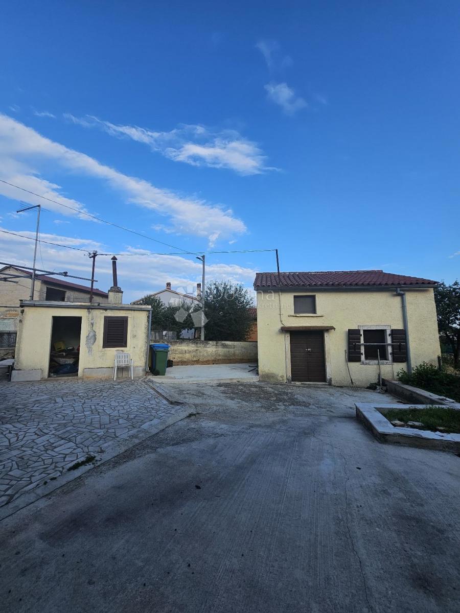 House For sale - ISTARSKA BARBAN