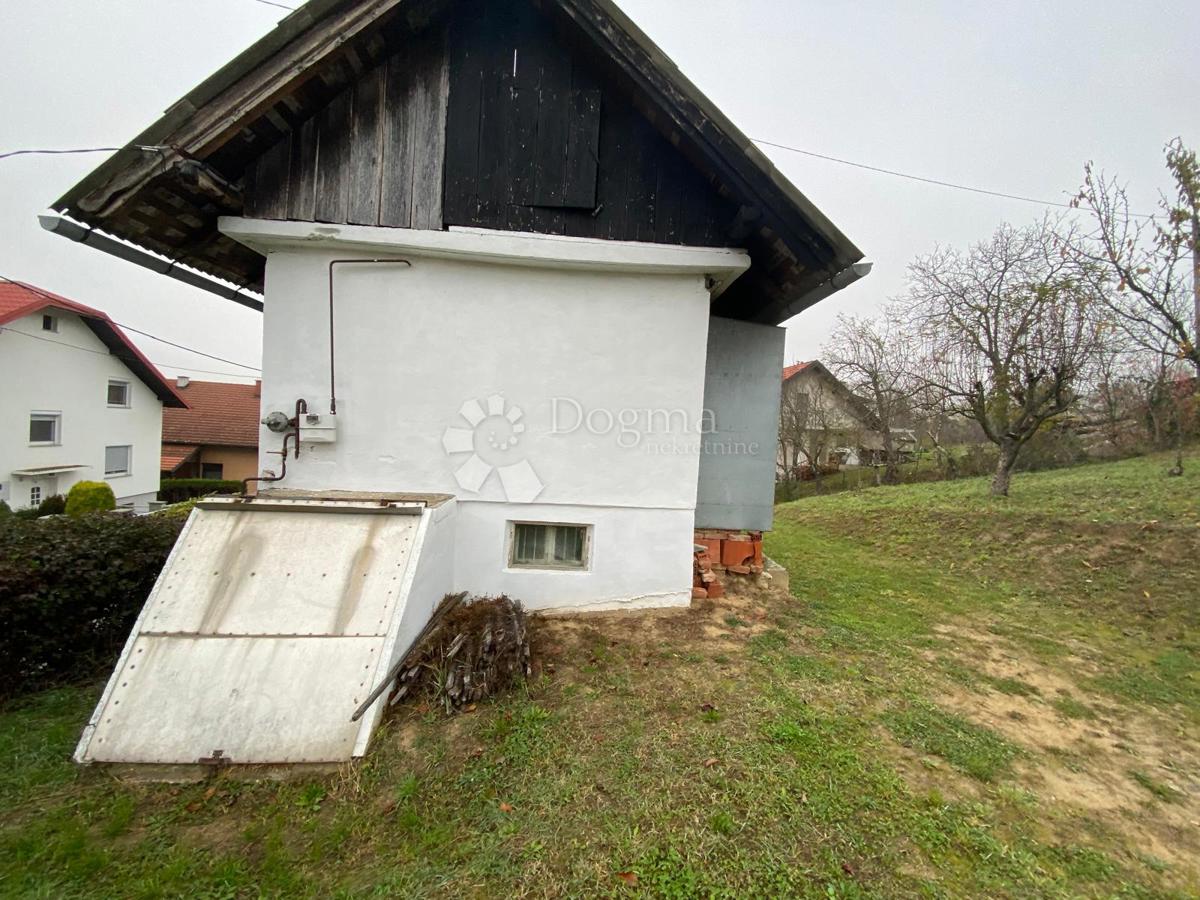 Działka Na sprzedaż - SISAČKO-MOSLAVAČKA POPOVAČA