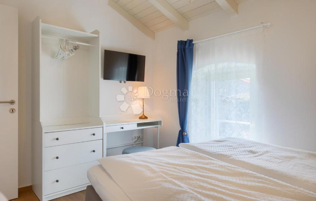House For sale - ISTARSKA VIŠNJAN