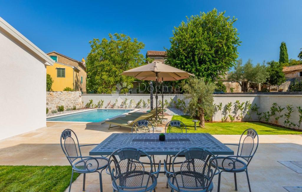 House For sale - ISTARSKA VIŠNJAN