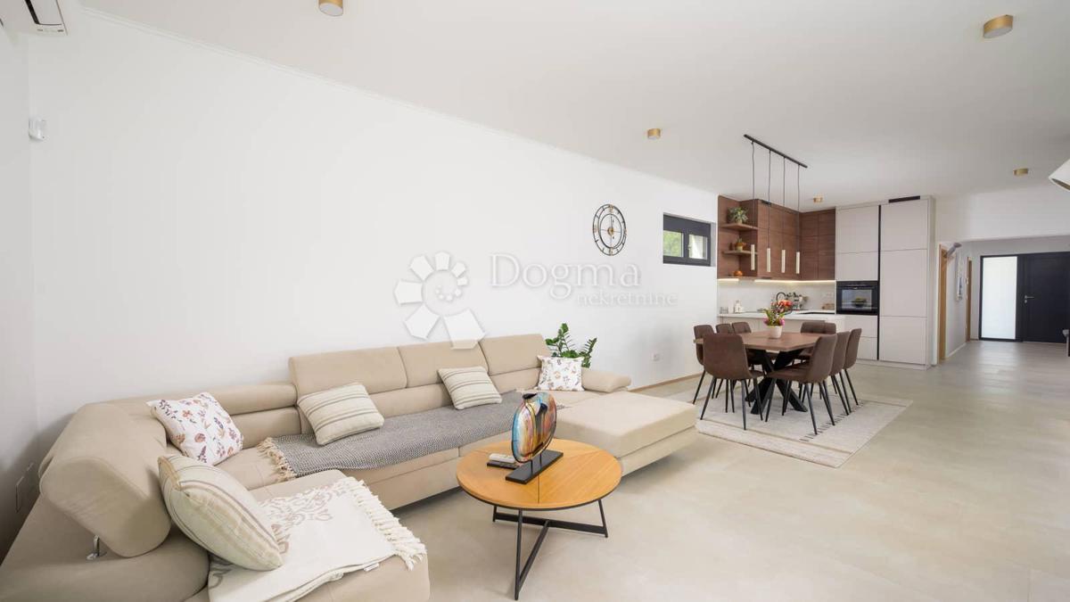 Casa In vendita - ISTARSKA ROVINJ