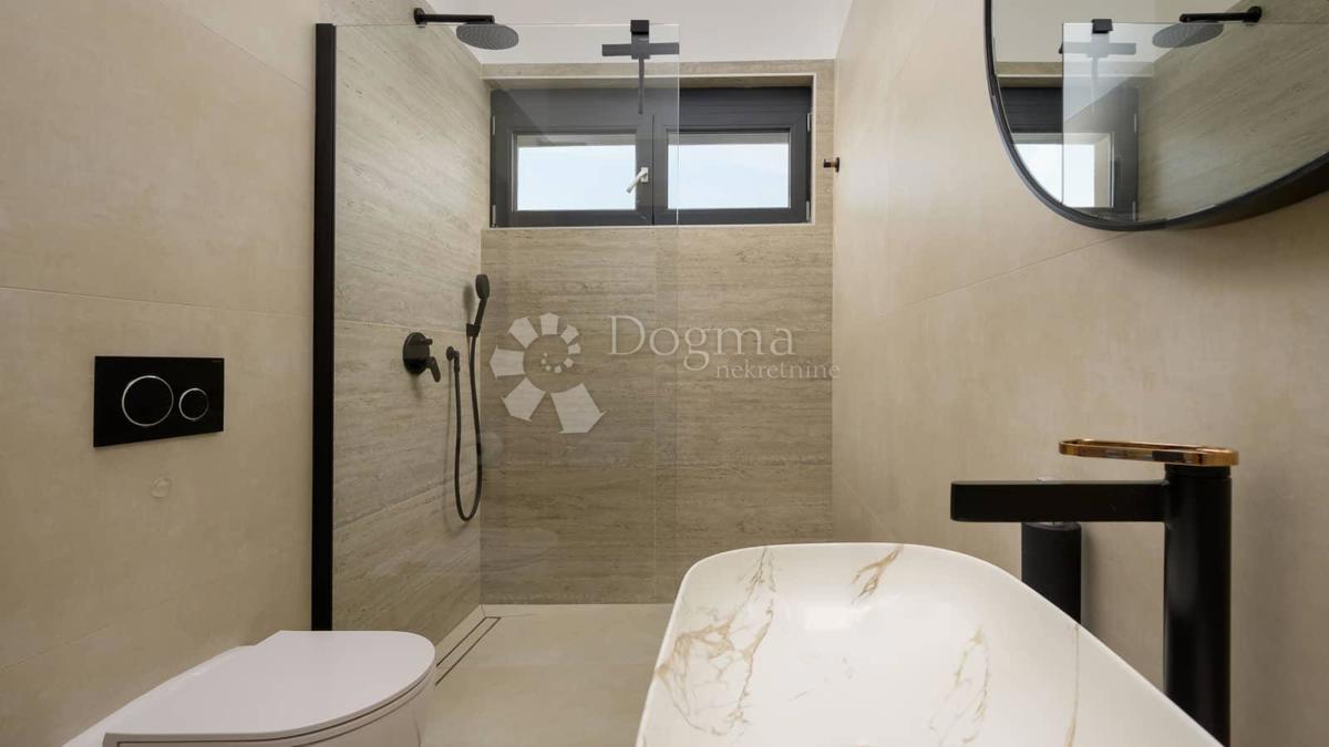 Casa In vendita - ISTARSKA ROVINJ