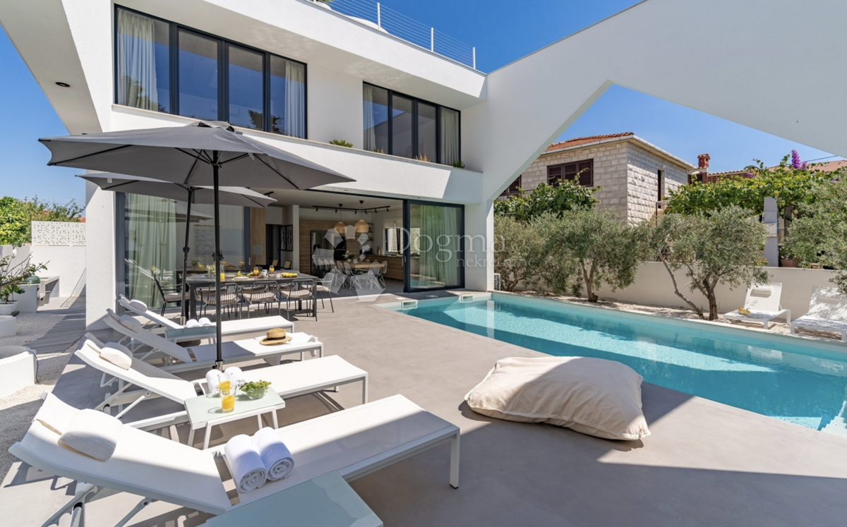 House For sale - SPLITSKO-DALMATINSKA BRAČ