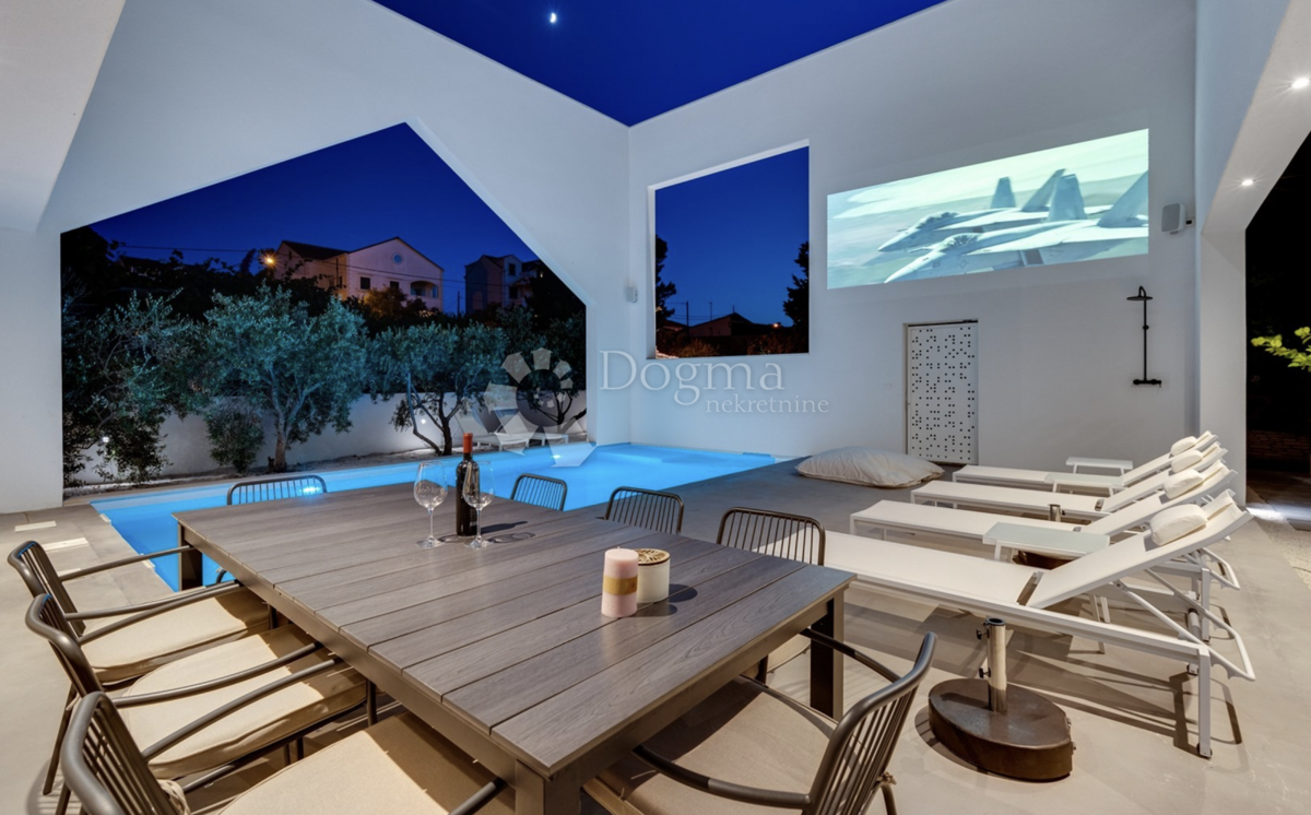 House For sale - SPLITSKO-DALMATINSKA BRAČ