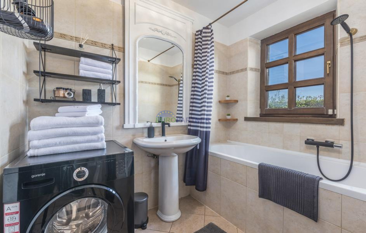 House For sale - ISTARSKA VIŠNJAN