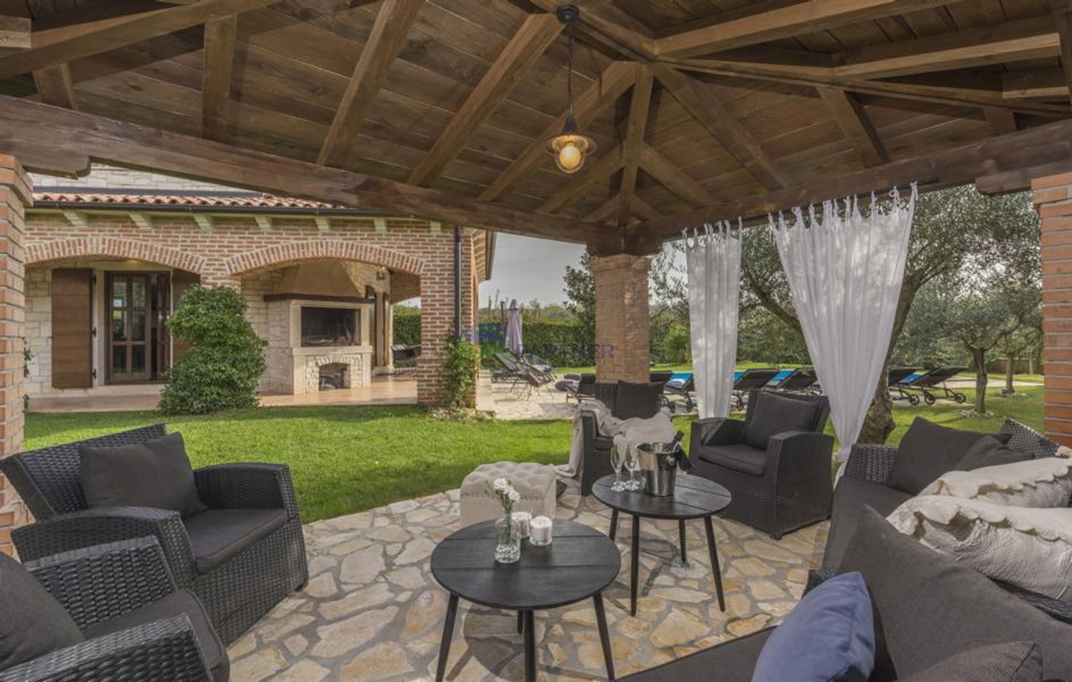 House For sale - ISTARSKA VIŠNJAN