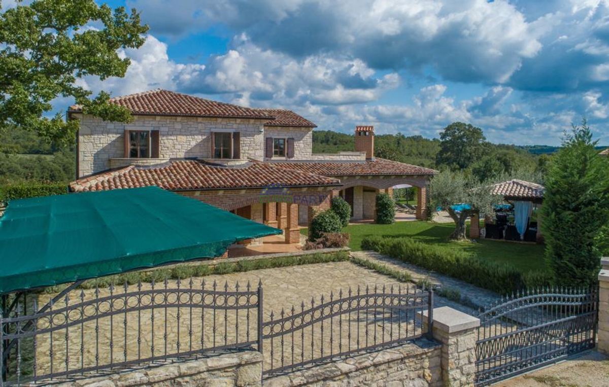 House For sale - ISTARSKA VIŠNJAN