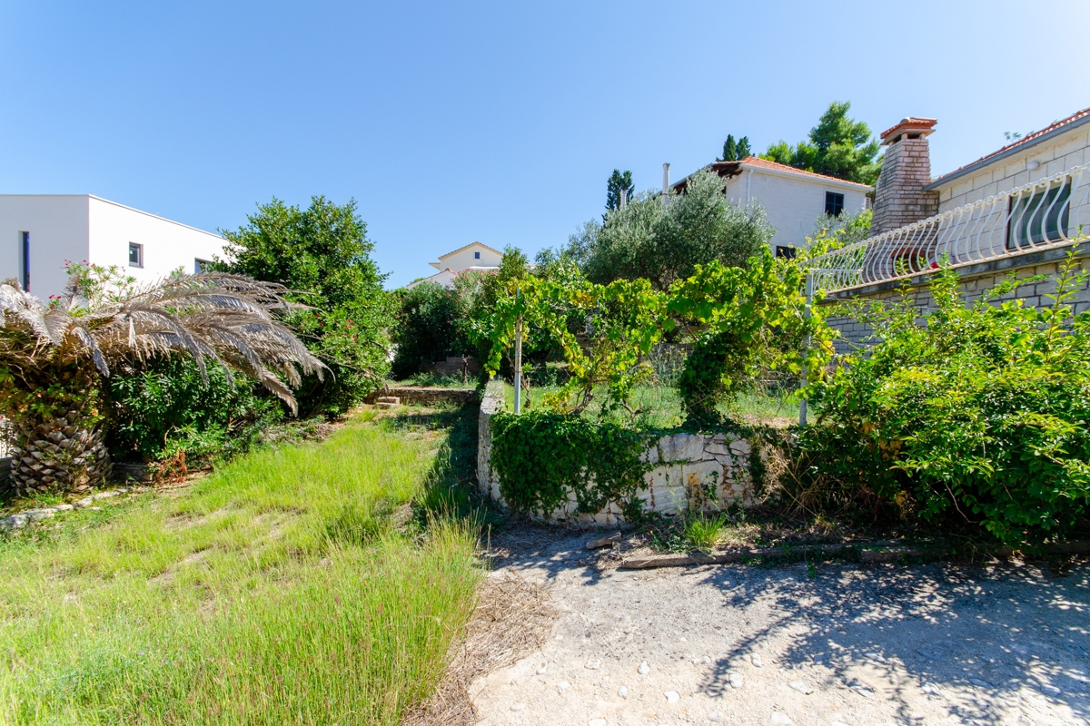 House For sale - SPLITSKO-DALMATINSKA BRAČ