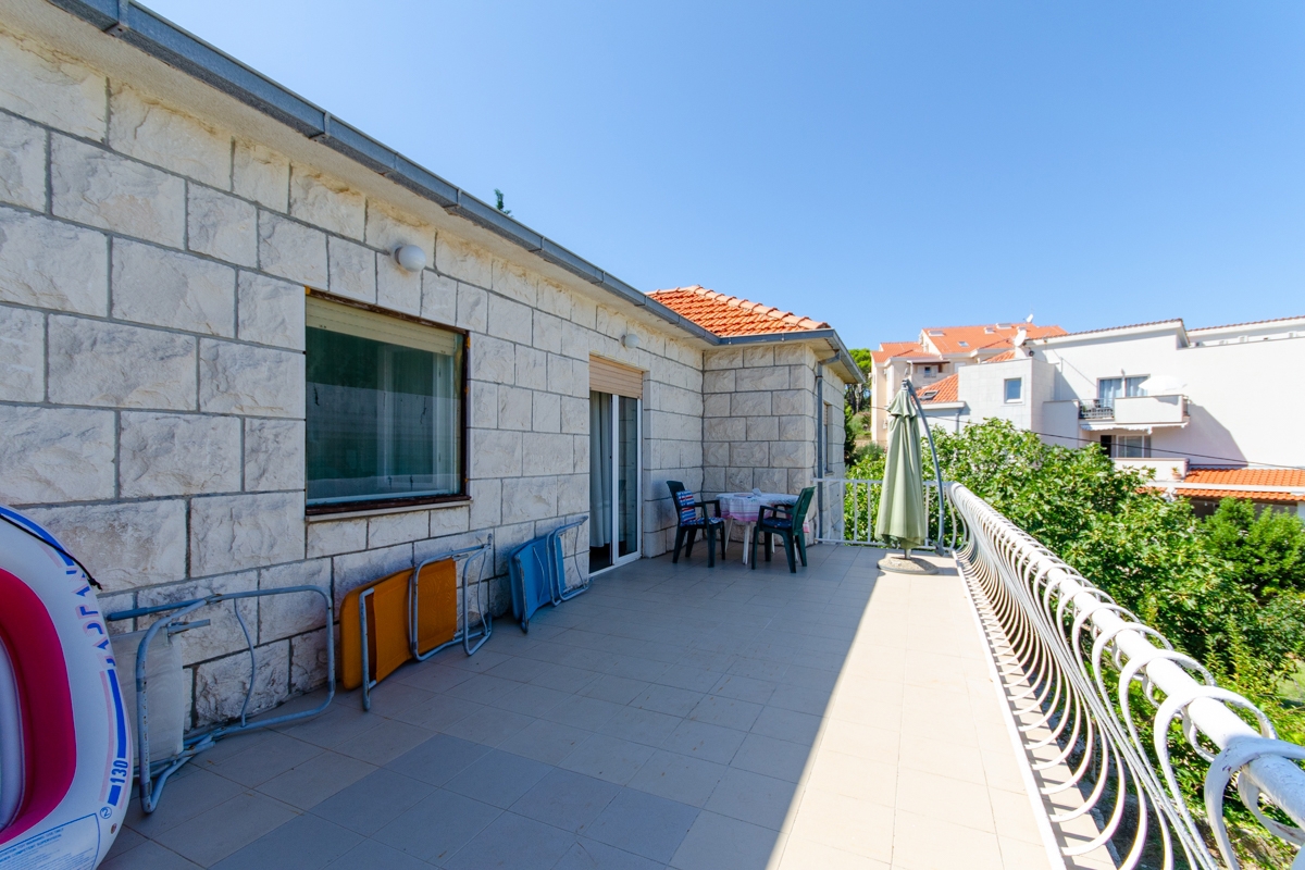 House For sale - SPLITSKO-DALMATINSKA BRAČ