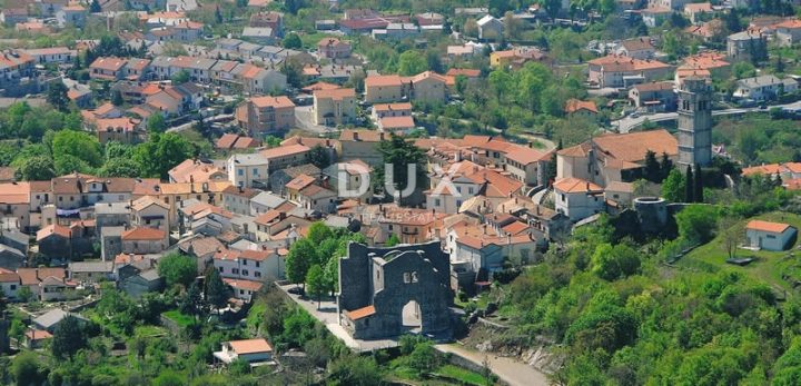 Zemljište na prodaju 870 m² – Kastav