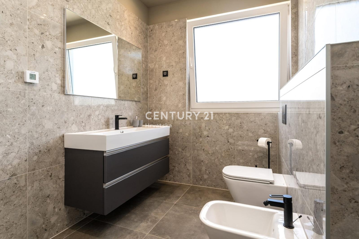House For sale - ISTARSKA TAR-VABRIGA