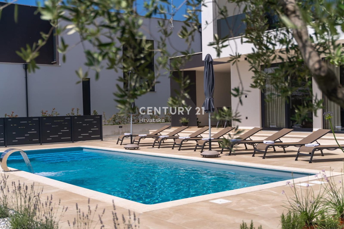 House For sale - ISTARSKA TAR-VABRIGA