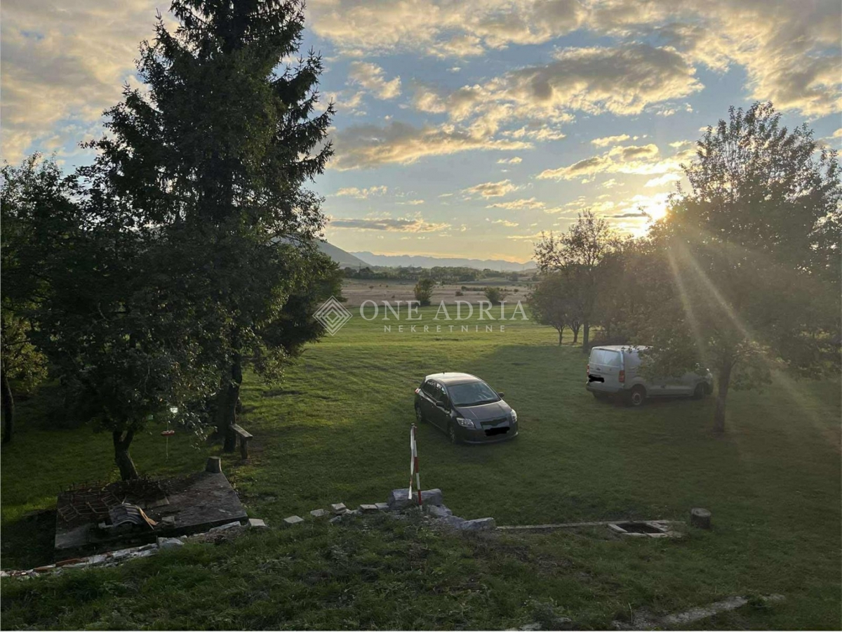 House For sale - LIČKO-SENJSKA UDBINA