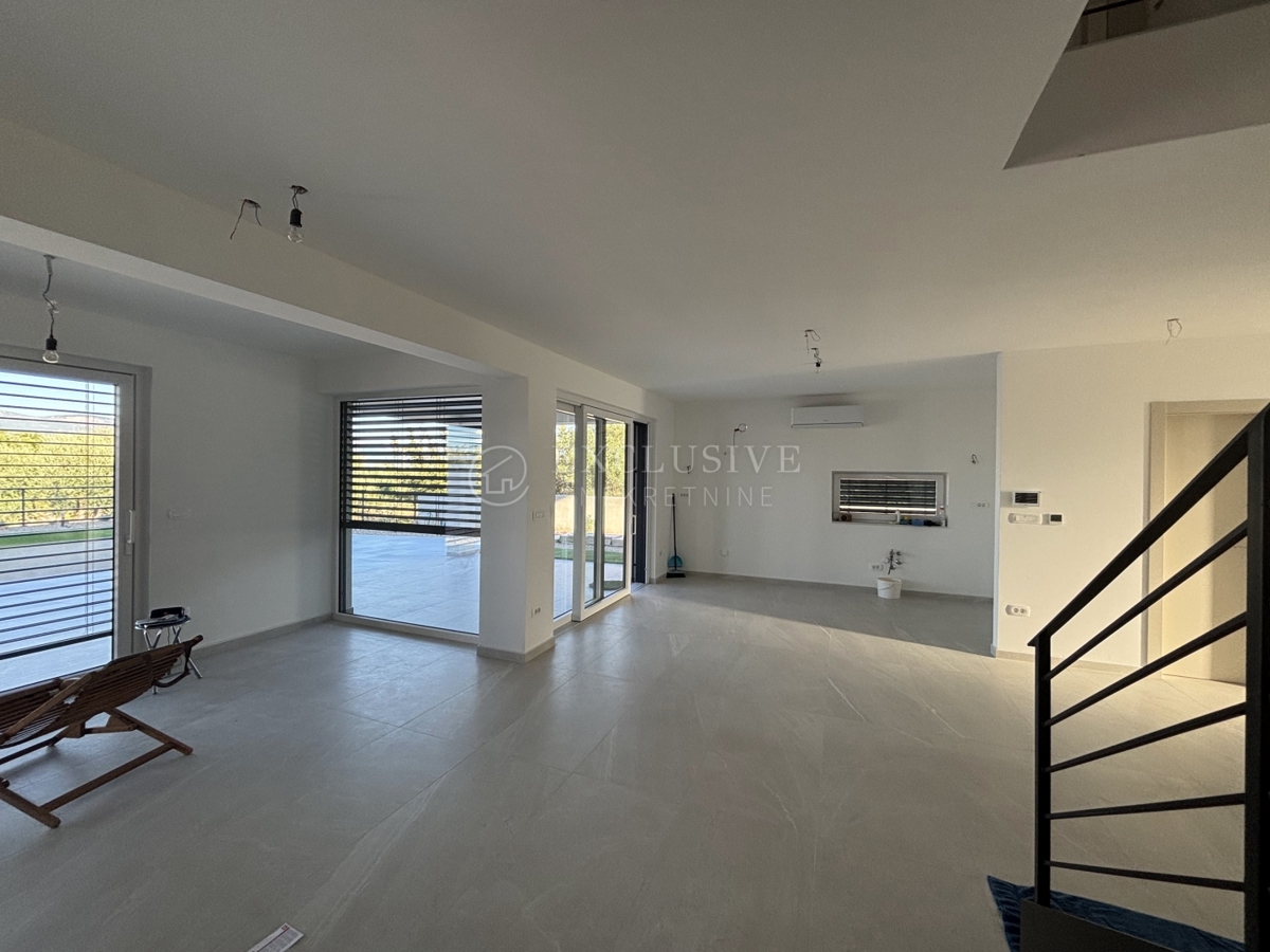 Casa In vendita - PRIMORSKO-GORANSKA KRK