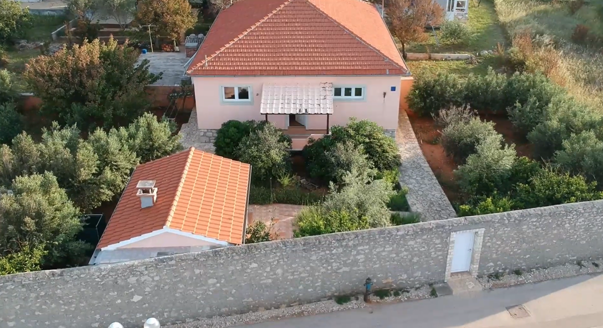 Kuća Na prodaju - ZADARSKA UGLJAN