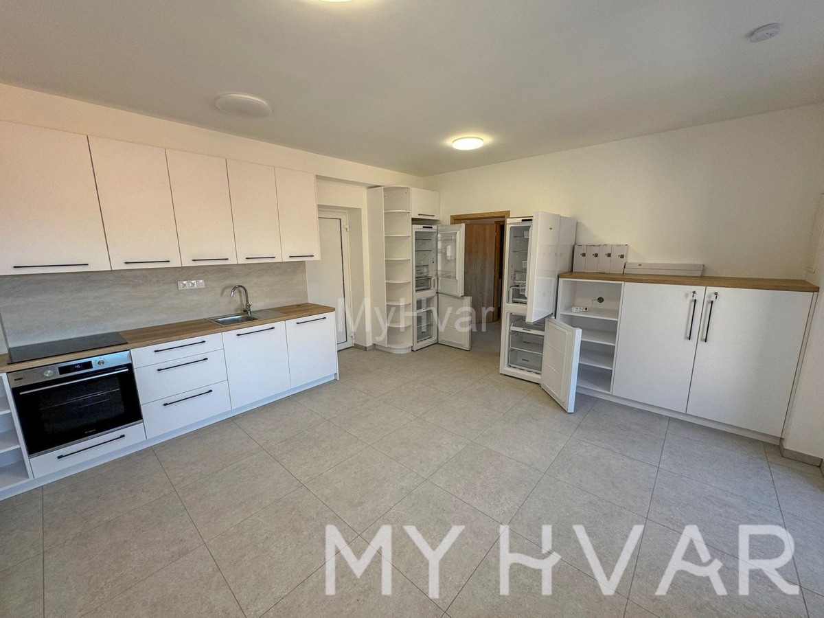 Maison À vendre - SPLITSKO-DALMATINSKA JELSA