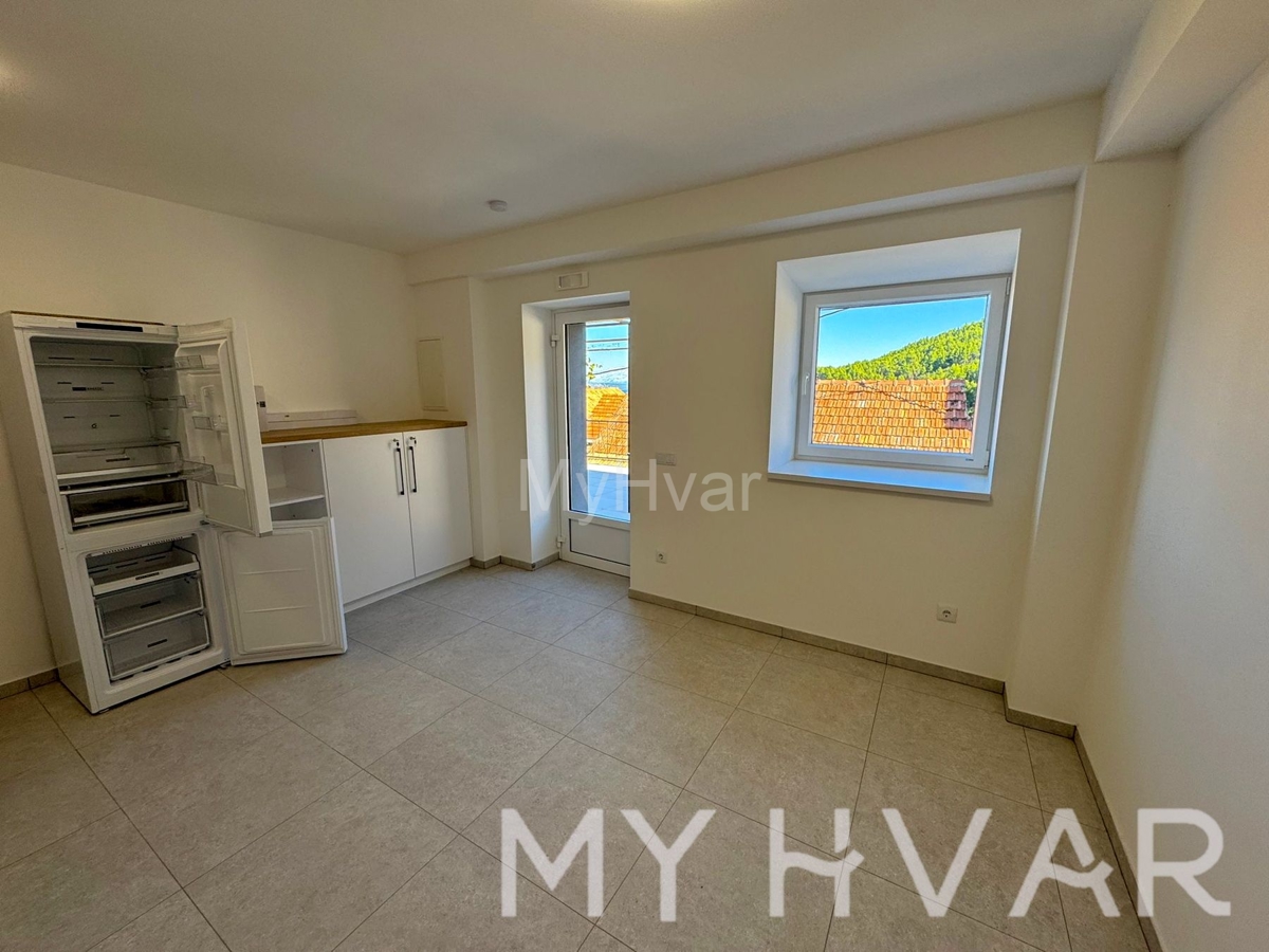 Maison À vendre - SPLITSKO-DALMATINSKA JELSA