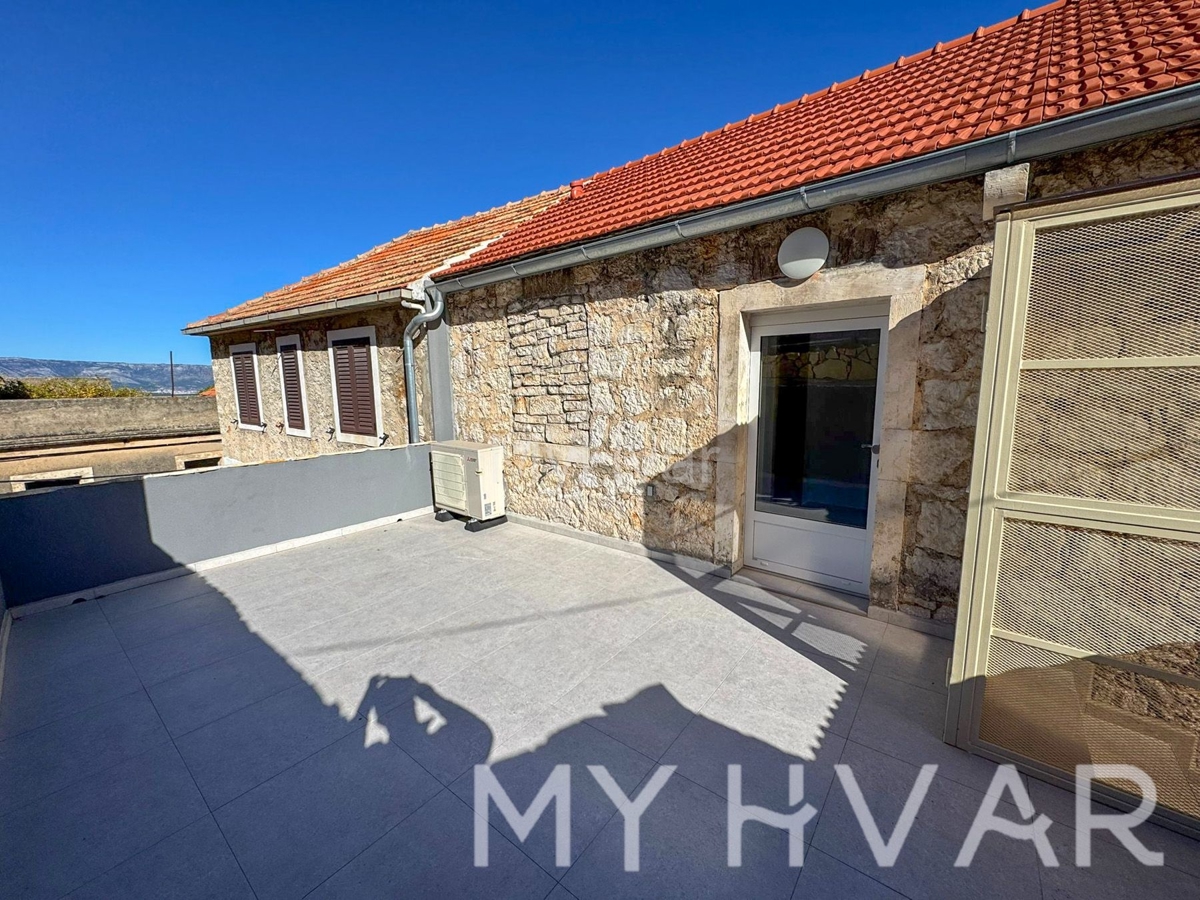 Maison À vendre - SPLITSKO-DALMATINSKA JELSA