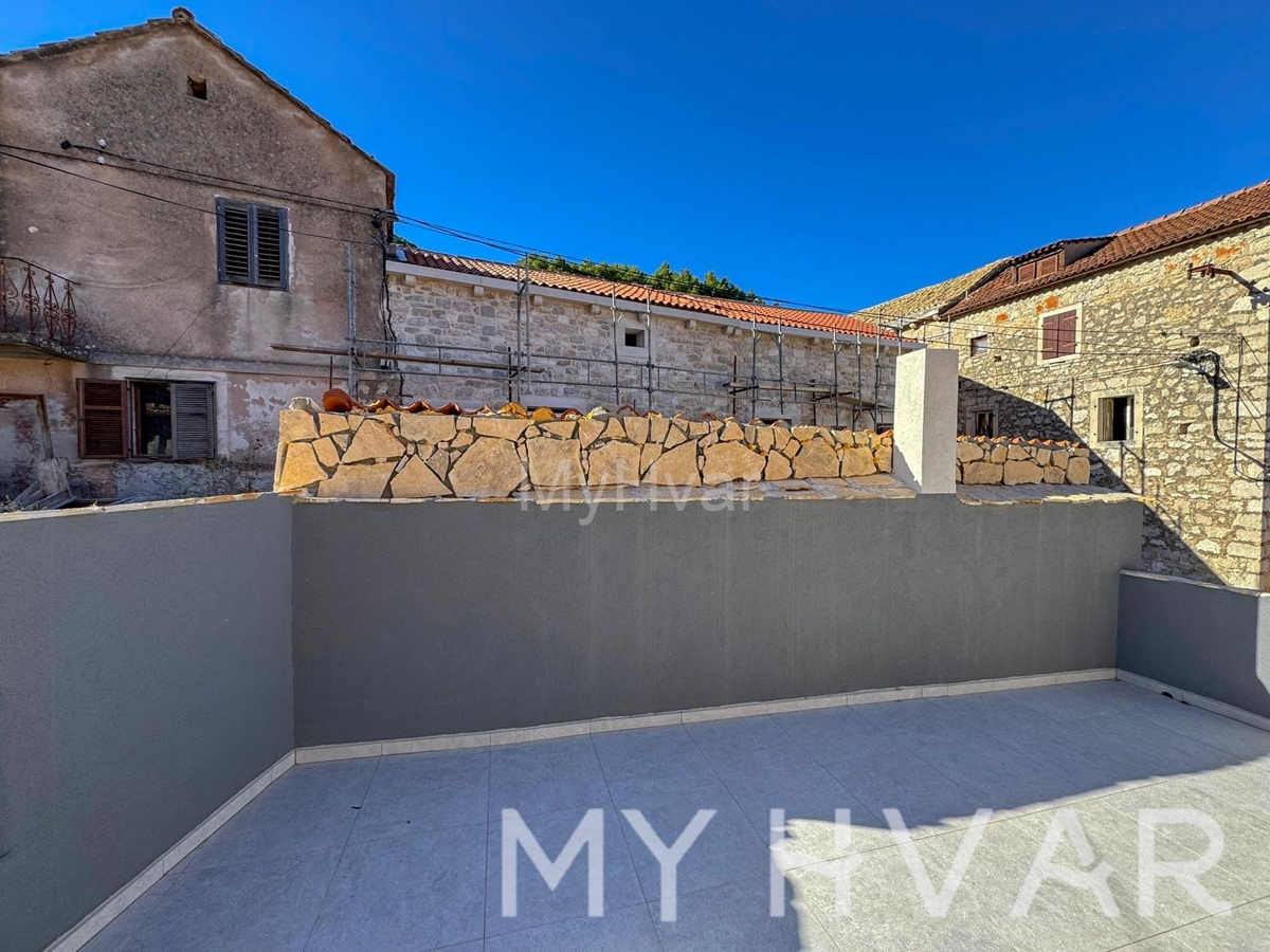 Maison À vendre - SPLITSKO-DALMATINSKA JELSA