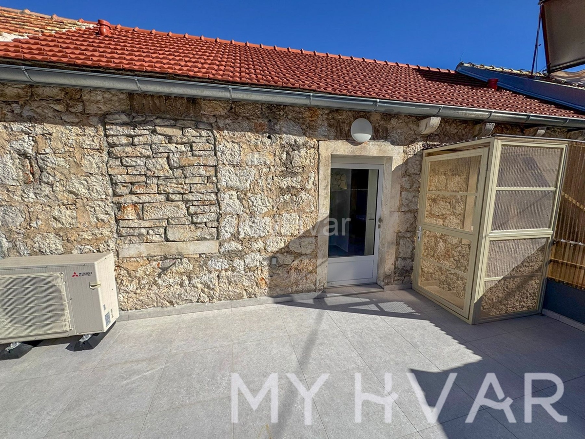Maison À vendre - SPLITSKO-DALMATINSKA JELSA