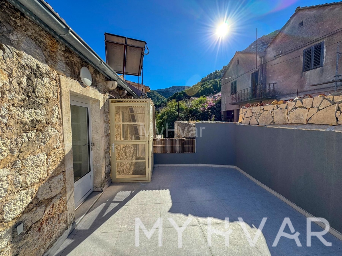 Maison À vendre - SPLITSKO-DALMATINSKA JELSA