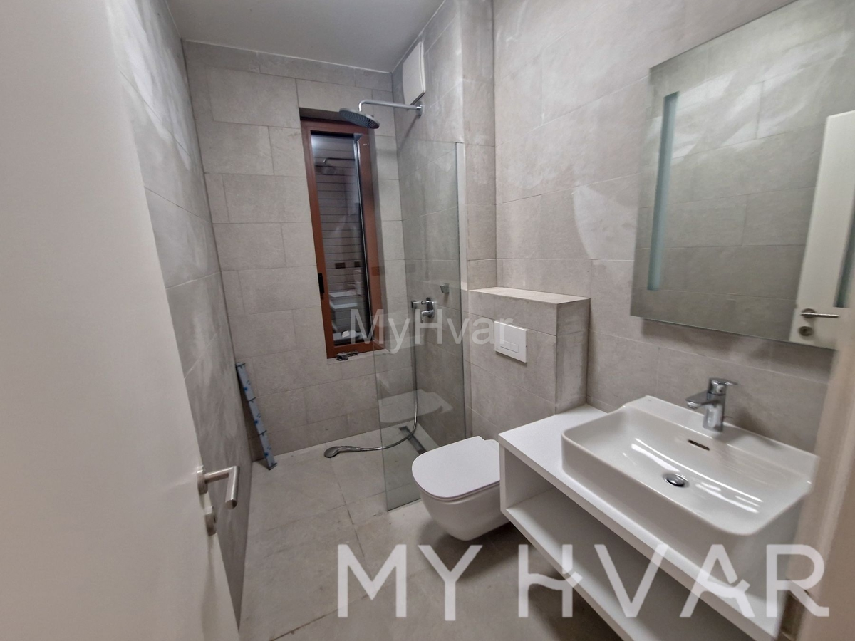 House For sale - SPLITSKO-DALMATINSKA JELSA