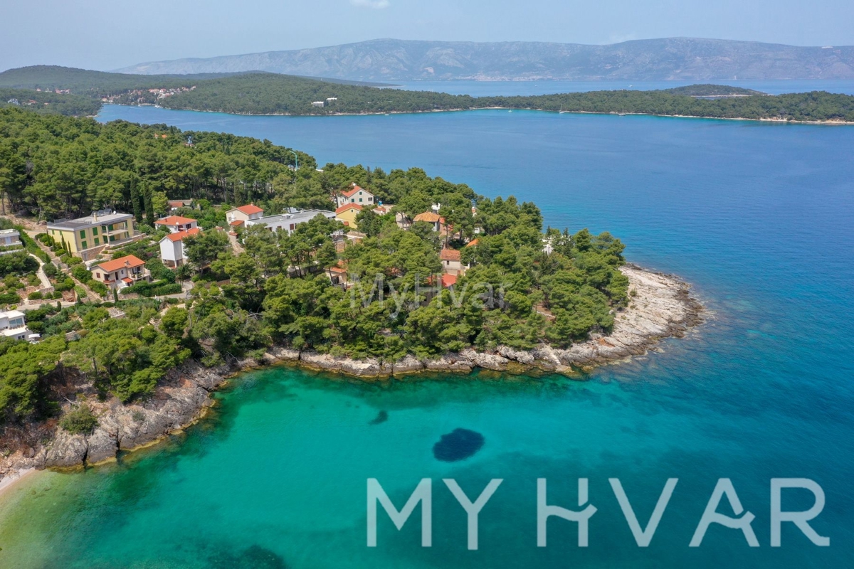 House For sale - SPLITSKO-DALMATINSKA JELSA