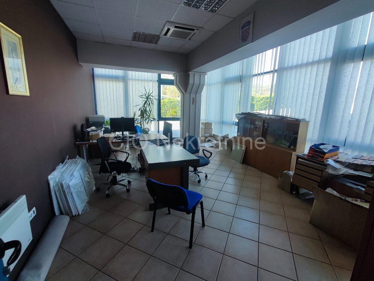 Commerciale Da affittare - SPLITSKO-DALMATINSKA KLIS