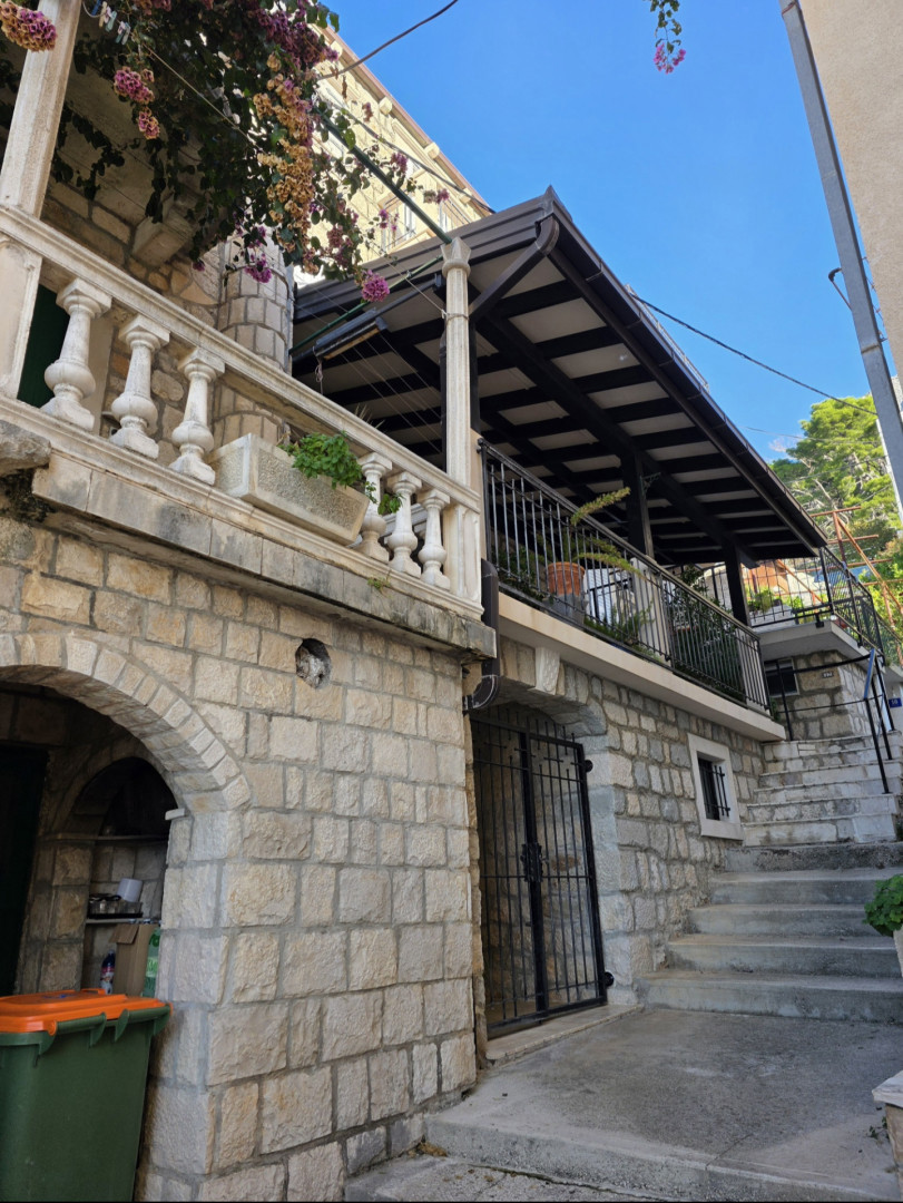 Kuća Na prodaju - SPLITSKO-DALMATINSKA GRADAC