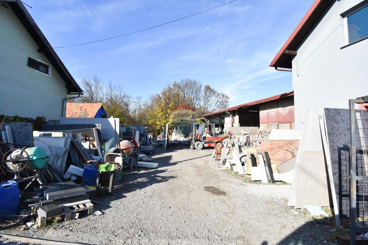 Poslovni prostor Na prodaju - SISAČKO-MOSLAVAČKA PETRINJA