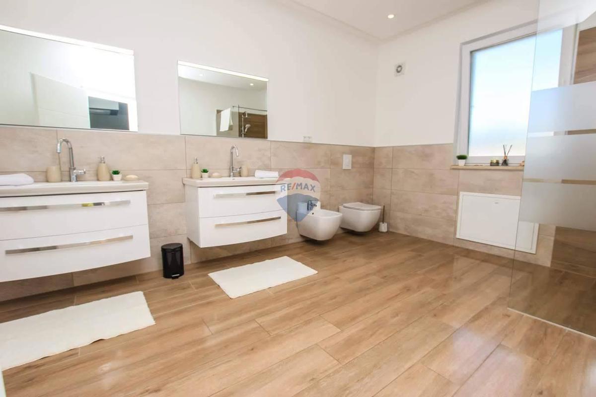 Haus Zu verkaufen - ISTARSKA KAŠTELIR