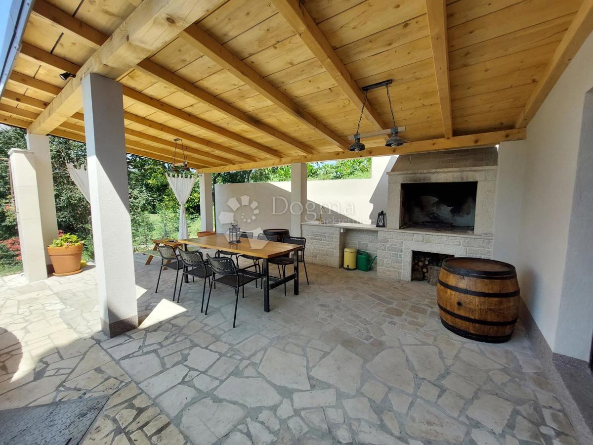 Kuća Na prodaju - ISTARSKA CEROVLJE