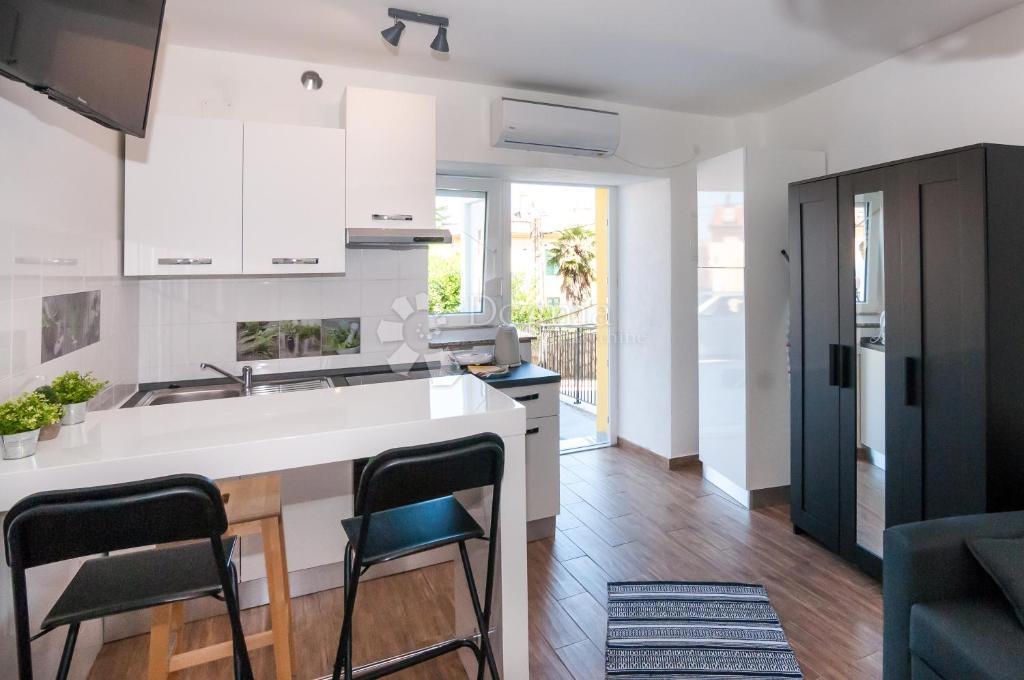 Appartement À louer - Primorsko-goranska Opatija - foto 3/5