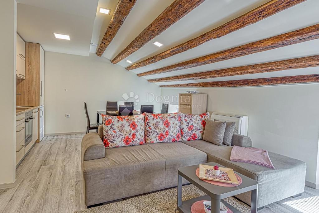 Apartment Zu verkaufen - Istarska Poreč - foto 2/12
