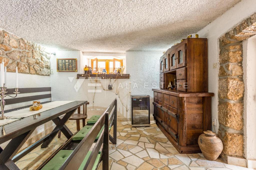 Casa In vendita - PRIMORSKO-GORANSKA KRK