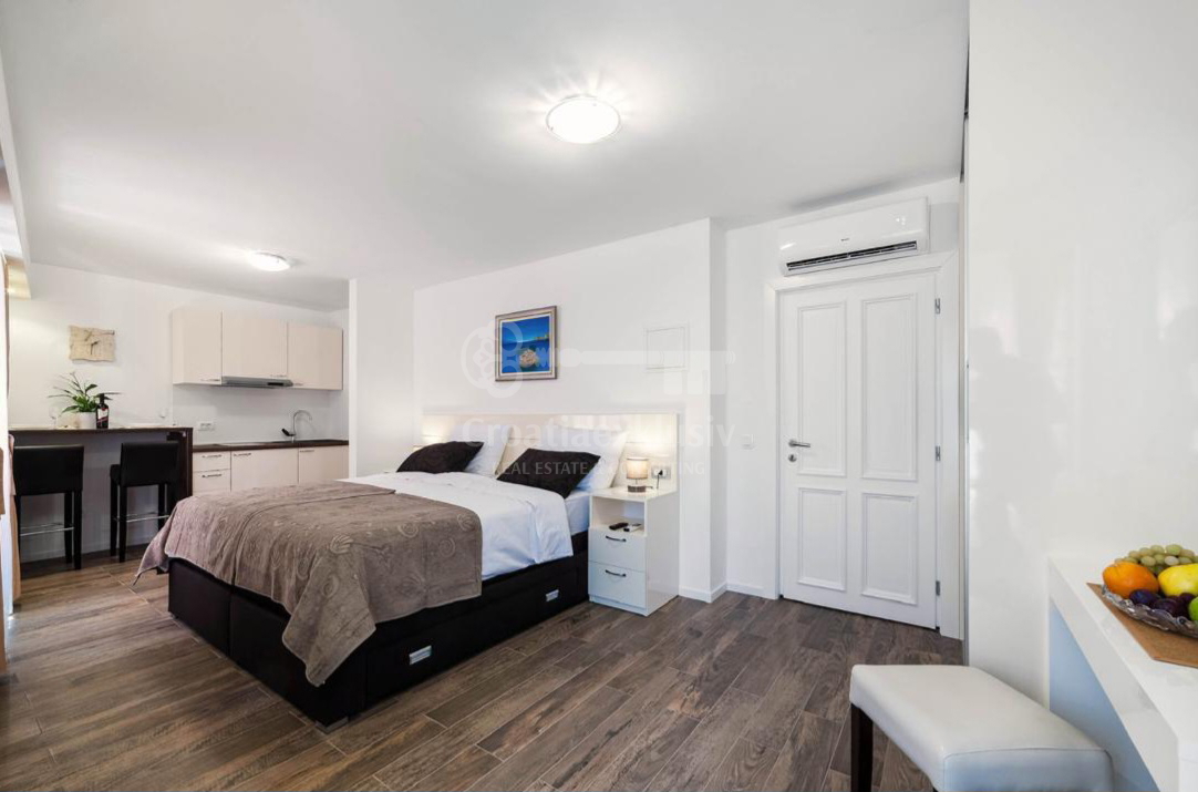 Appartement À vendre - ŠIBENSKO-KNINSKA ŠIBENIK