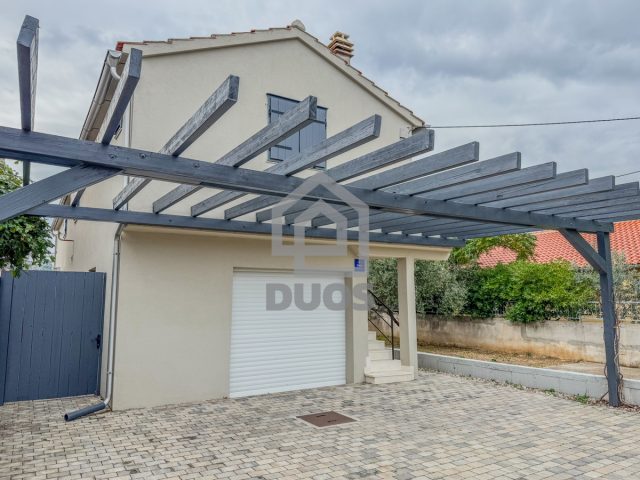 Dom na predaj 220 m² – Murter