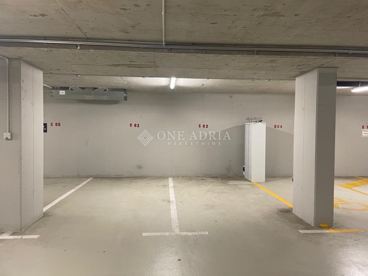 Mieszkanie Na sprzedaż - Primorsko-goranska Opatija - foto 1/2