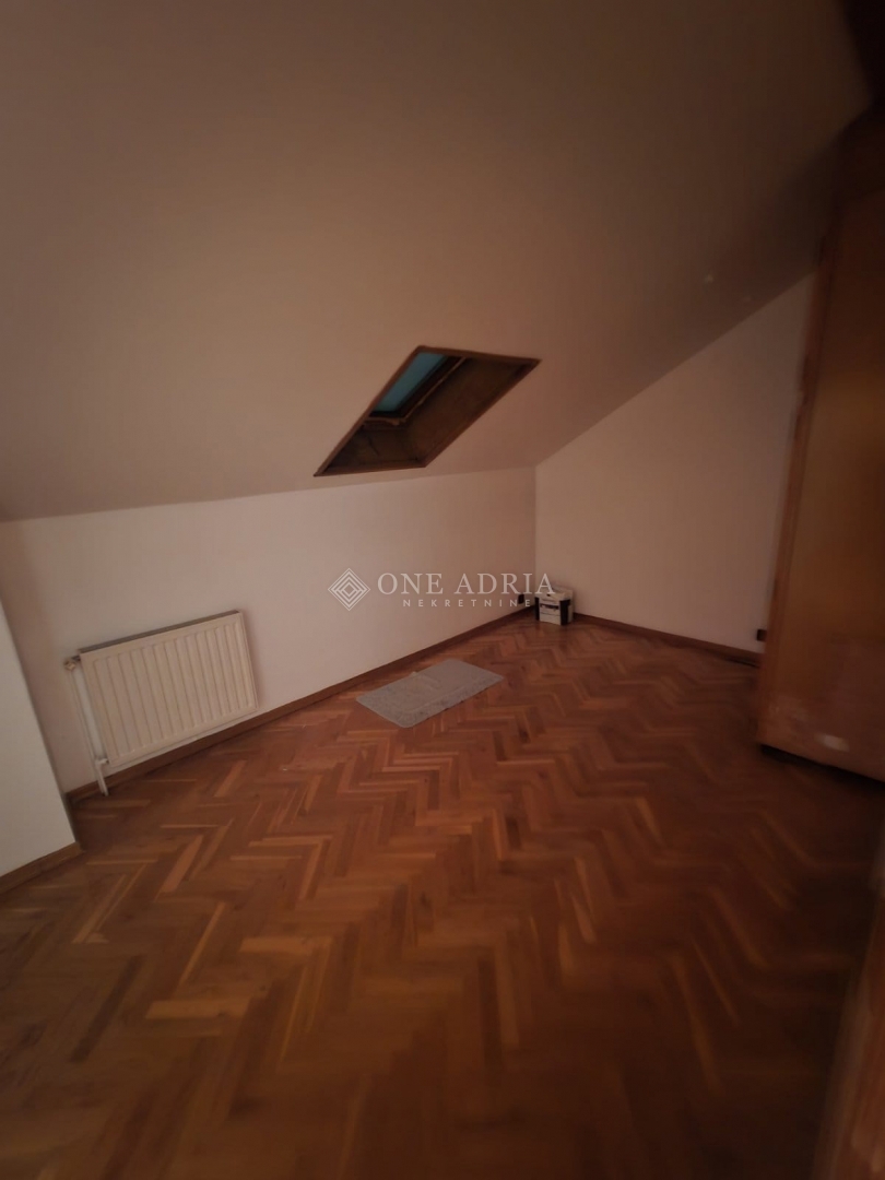 Dům Na prodej - ZAGREBAČKA JASTREBARSKO