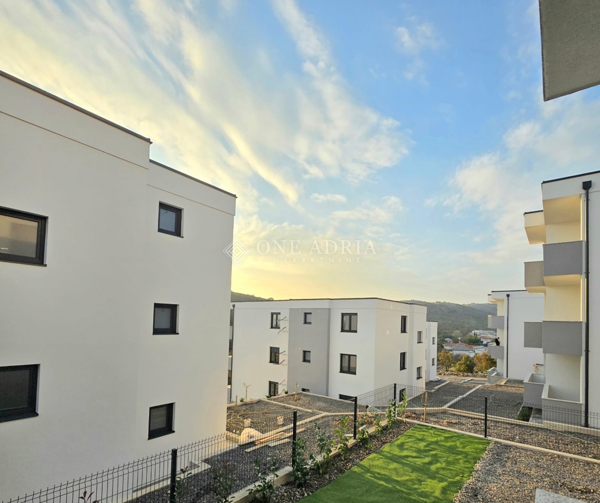 Flat For sale - Primorsko-goranska Novi Vinodolski - foto 2/14