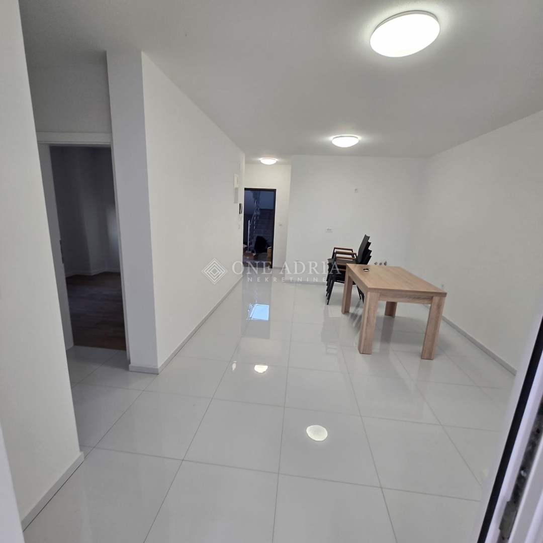 Flat For sale - PRIMORSKO-GORANSKA NOVI VINODOLSKI