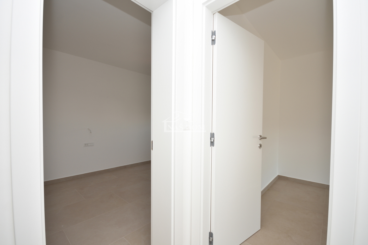 Flat For sale - ŠIBENSKO-KNINSKA VODICE