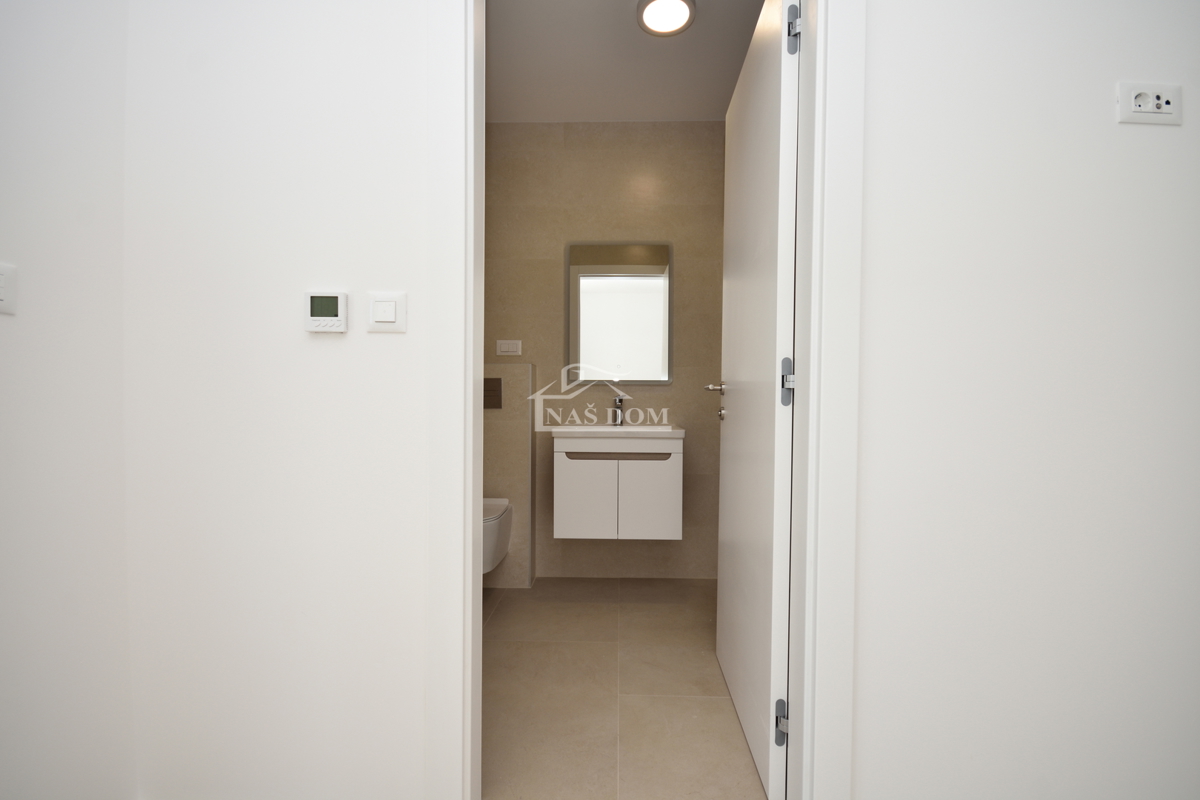 Flat For sale - ŠIBENSKO-KNINSKA VODICE