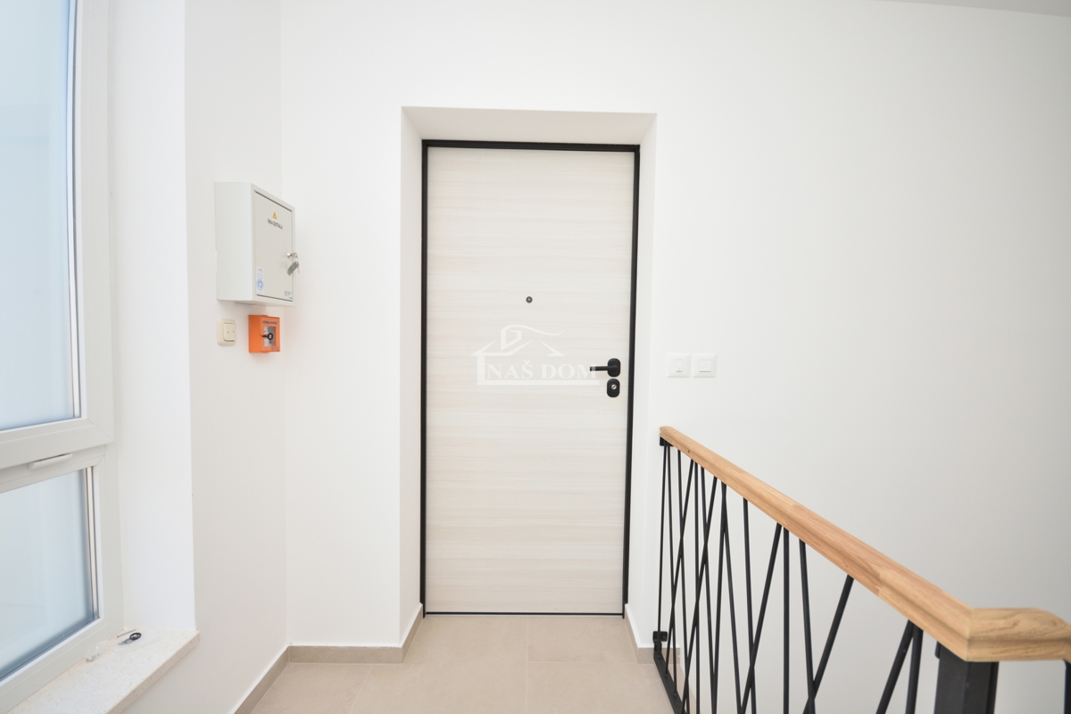 Flat For sale - ŠIBENSKO-KNINSKA VODICE