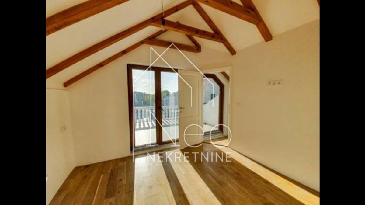 House For sale - šibensko-kninska Vodice - foto 1/9