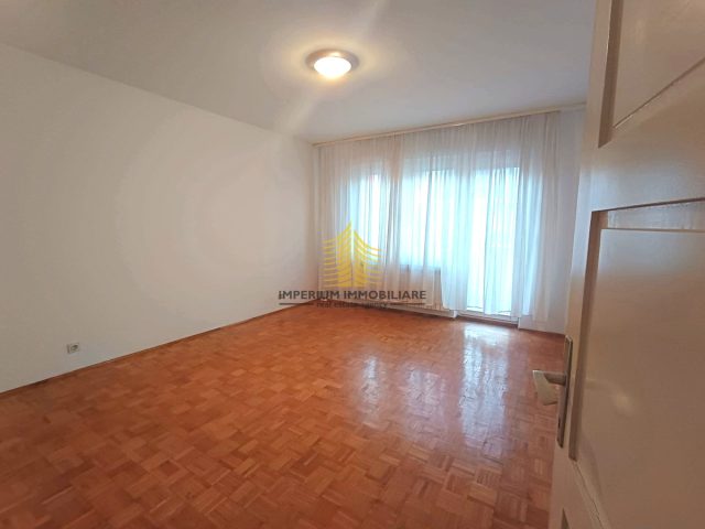 Maison À louer - Grad Zagreb Zagreb - foto 2/15