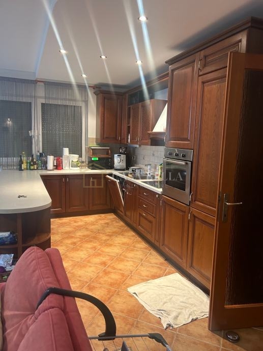 Mieszkanie Na sprzedaż - Primorsko-goranska Opatija - foto 2/4