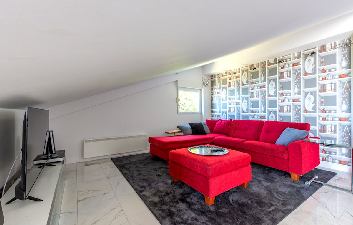 Apartmán Na predaj - SPLITSKO-DALMATINSKA DUGI RAT