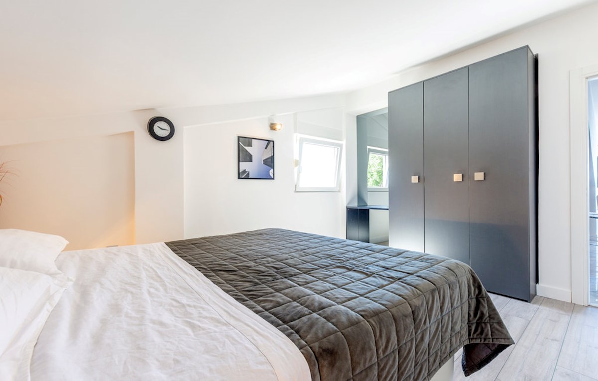 Apartmán Na predaj - SPLITSKO-DALMATINSKA DUGI RAT