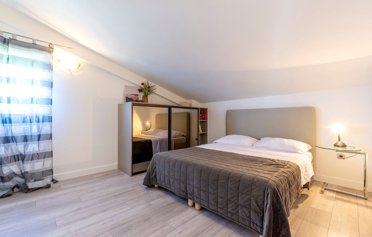 Apartmán Na predaj - SPLITSKO-DALMATINSKA DUGI RAT